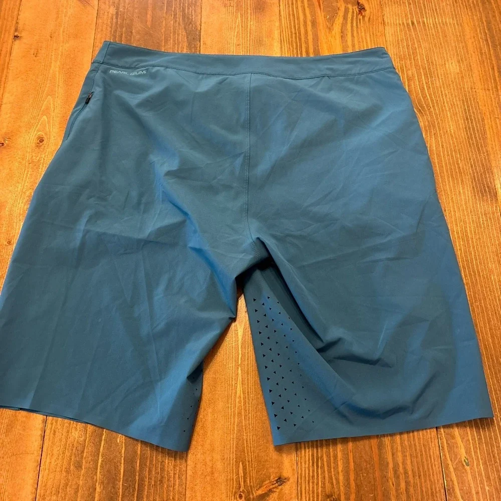 Pearl‎ Izumi Summit Shell Shorts Mens 38 MTB Nylon Stretch Blue 13